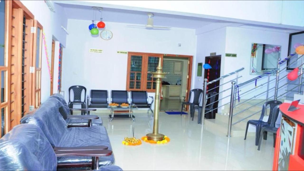 Adhithya Apartments Guruvāyūr Extérieur photo