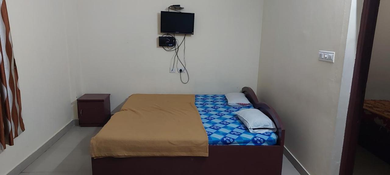 Adhithya Apartments Guruvāyūr Extérieur photo