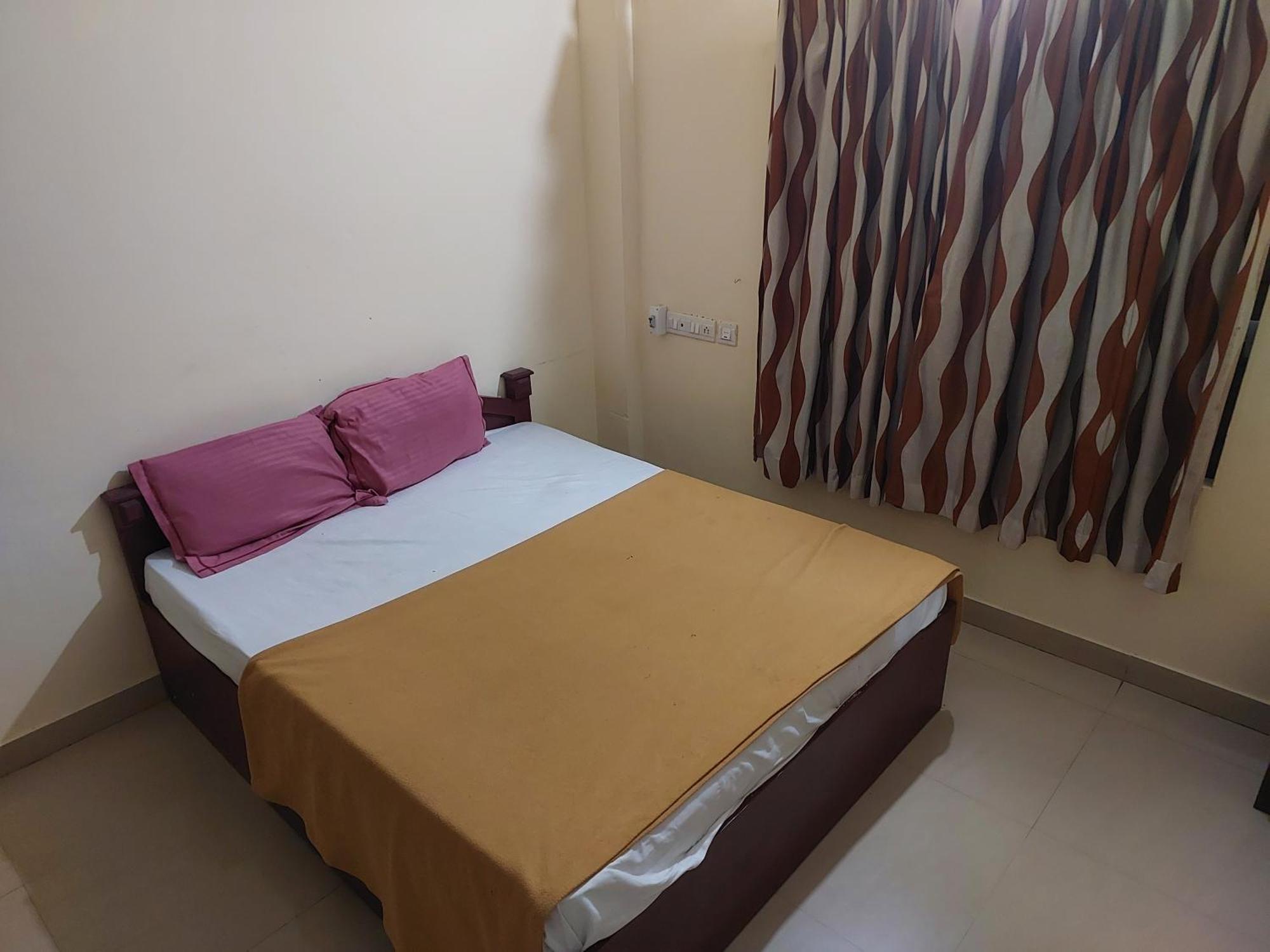 Adhithya Apartments Guruvāyūr Extérieur photo